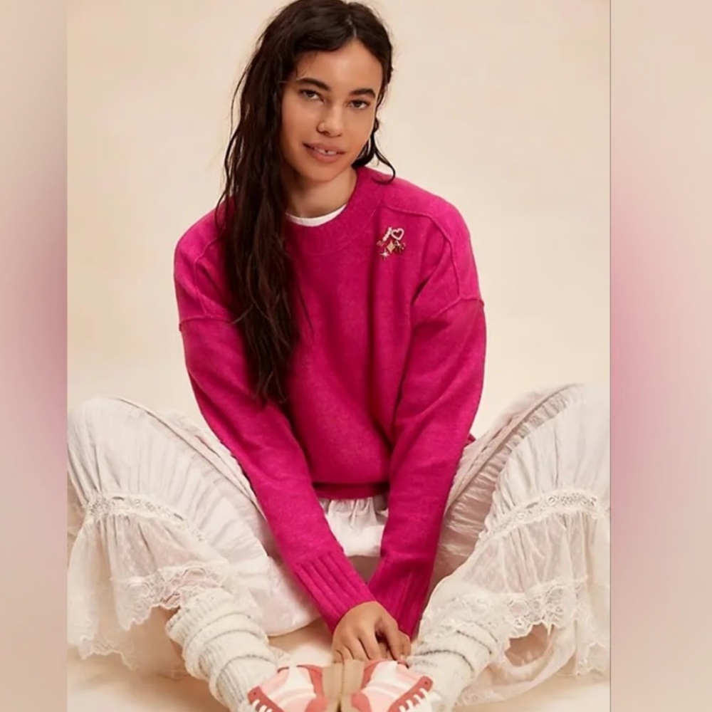 Free People Phoebe Pullover Sweater in Fushia Pink